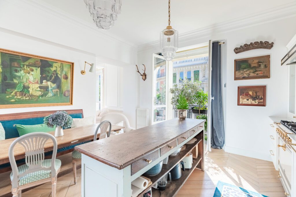 Danton-Paris-Fractional-Ownership-Kitchen-5