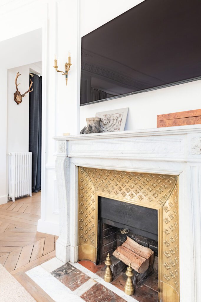 Danton-Paris-Fractional-Ownership-Livingroom-1